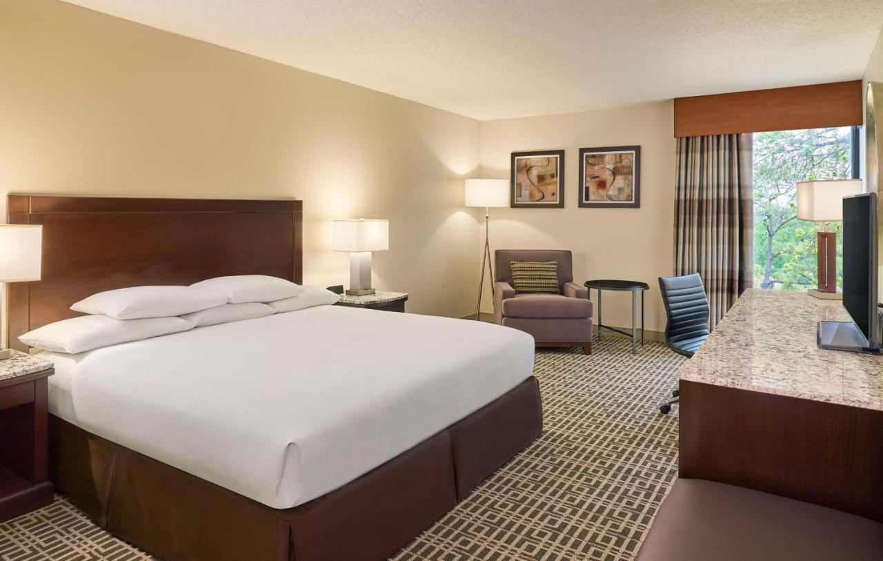 Doubletree By Hilton Houston Intercontinental Airport Hotel Exterior foto